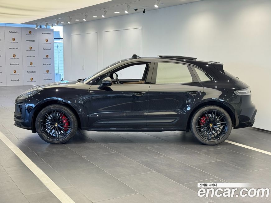 Porsche Macan 2022