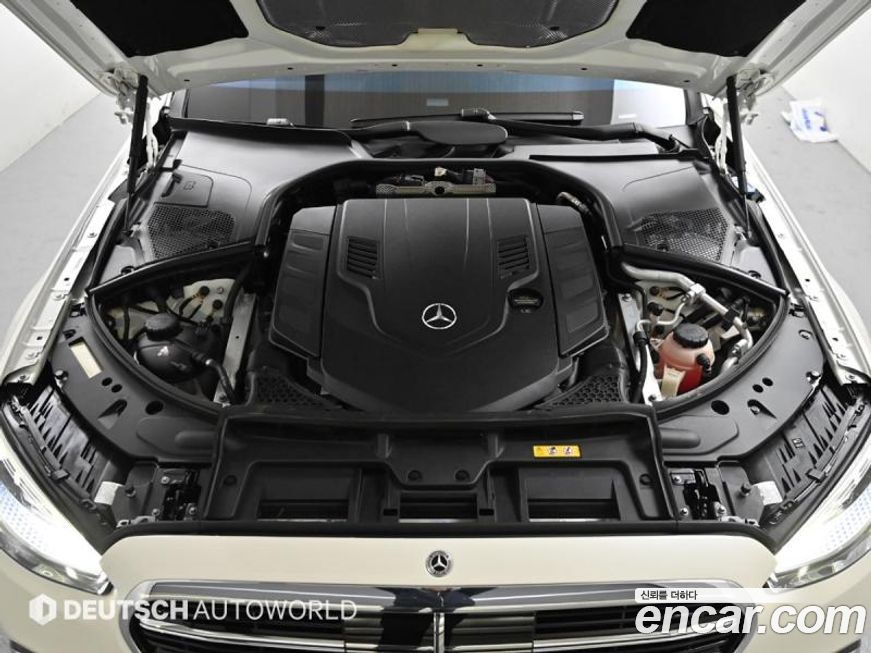 Mercedes-Benz S-Class 2022