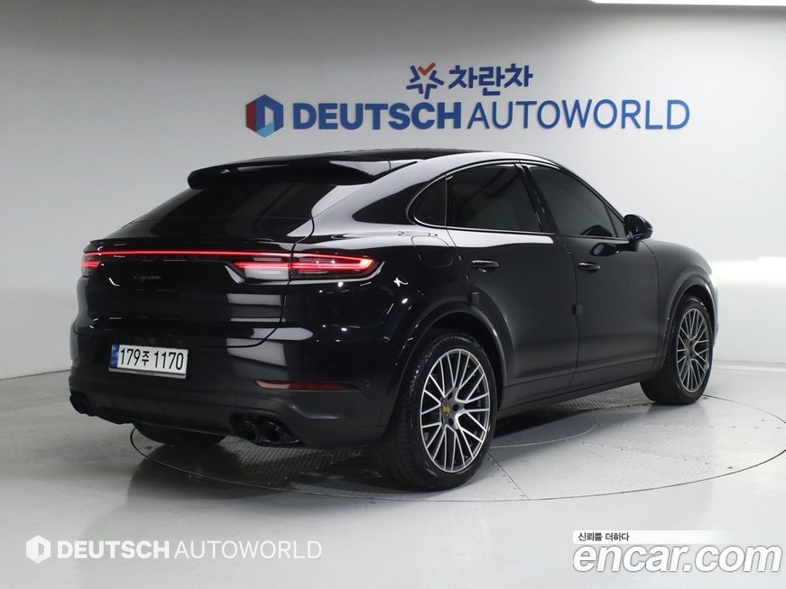 Porsche Cayenne 2022