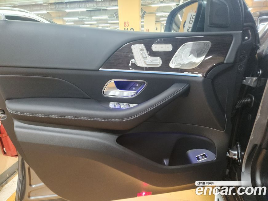 Mercedes-Benz GLE-Class 2026