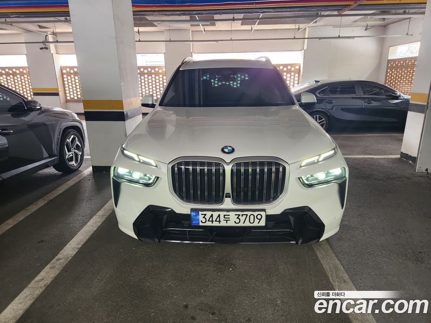 BMW X7 2024