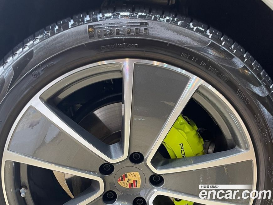 Porsche Cayenne 2023