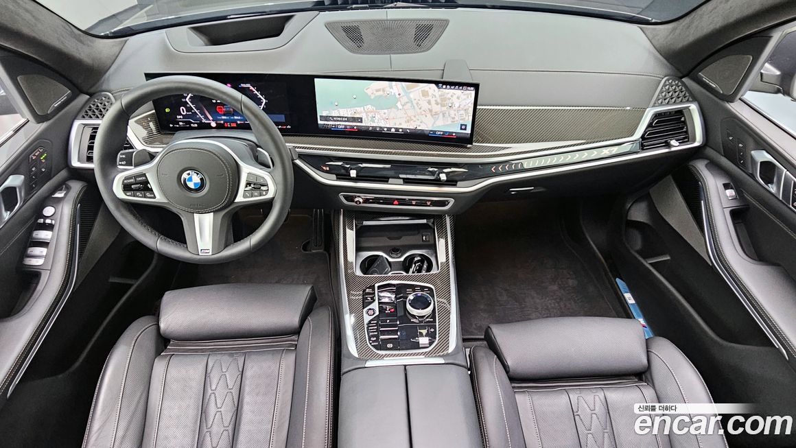 BMW X7 2025