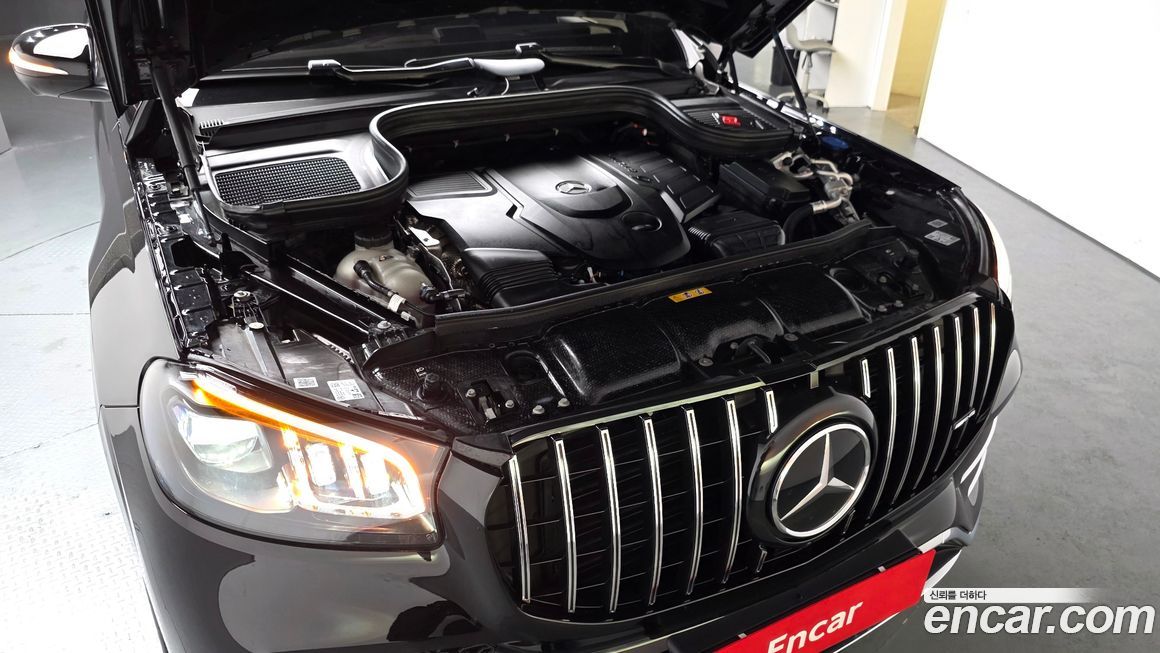 Mercedes-Benz GLS-Class 2023