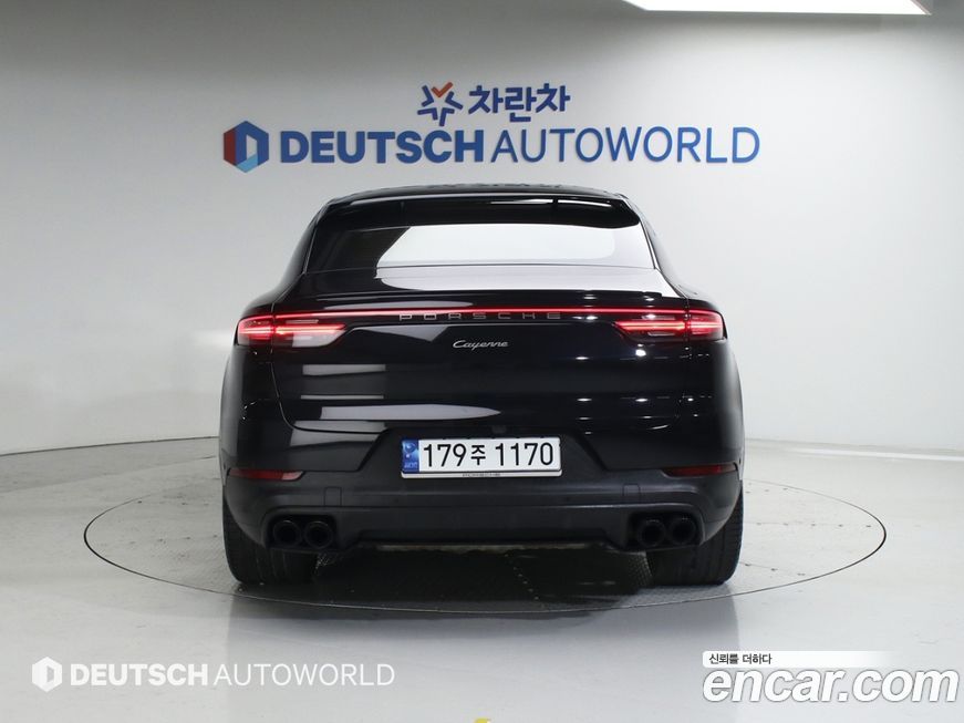 Porsche Cayenne 2022