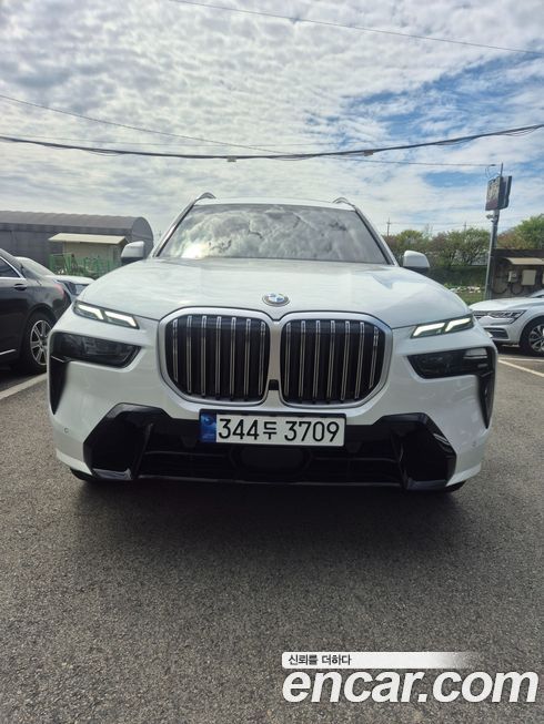 BMW X7 2024