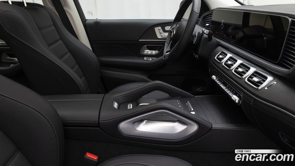 Mercedes-Benz GLE-Class 2025