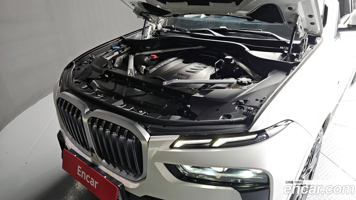 BMW X7 2024