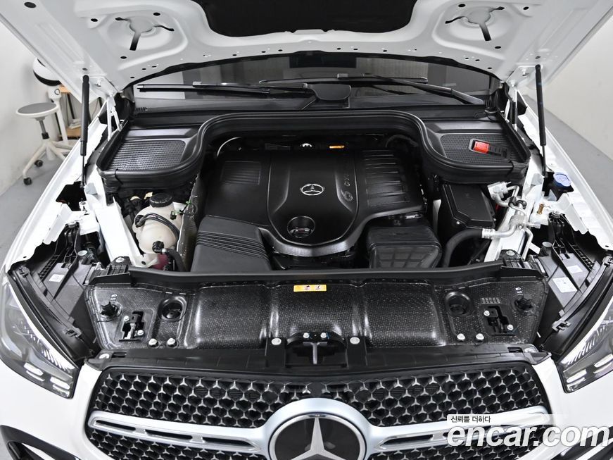 Mercedes-Benz GLE-Class 2025