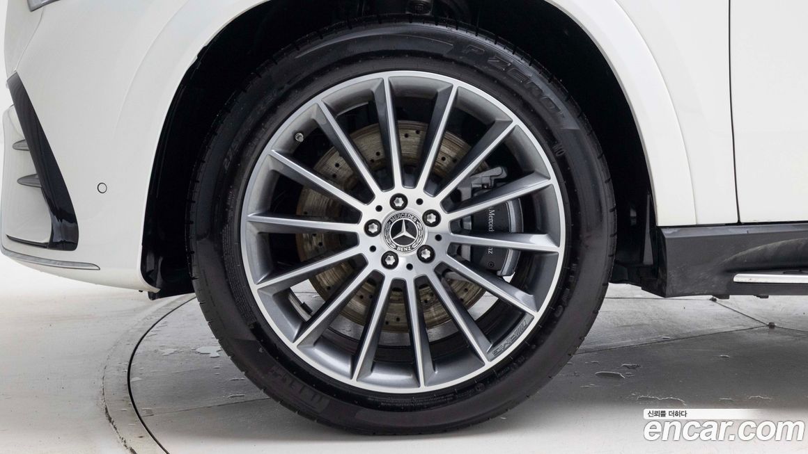 Mercedes-Benz GLE-Class 2025