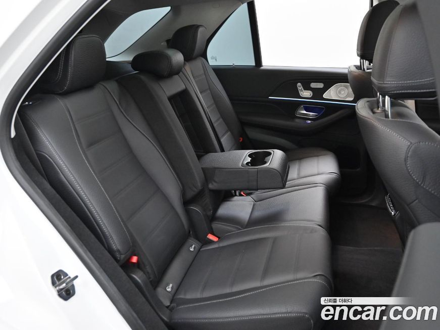 Mercedes-Benz GLE-Class 2025