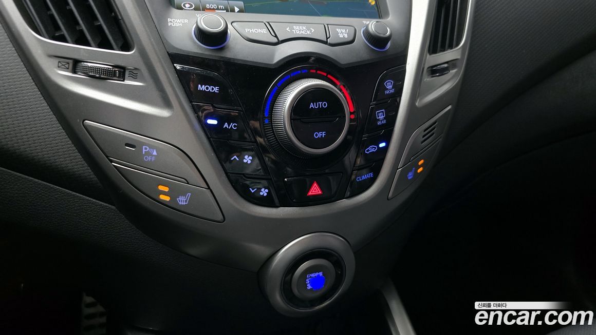 Hyundai Veloster 2012