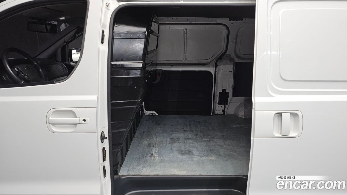 Hyundai Starex 2019