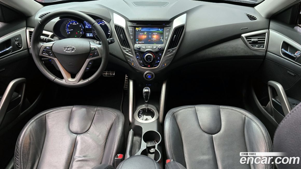 Hyundai Veloster 2012