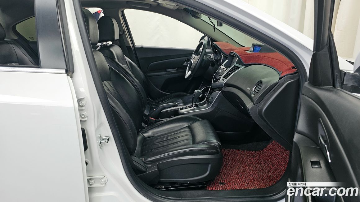 ChevroletGMDaewoo Cruze 2011