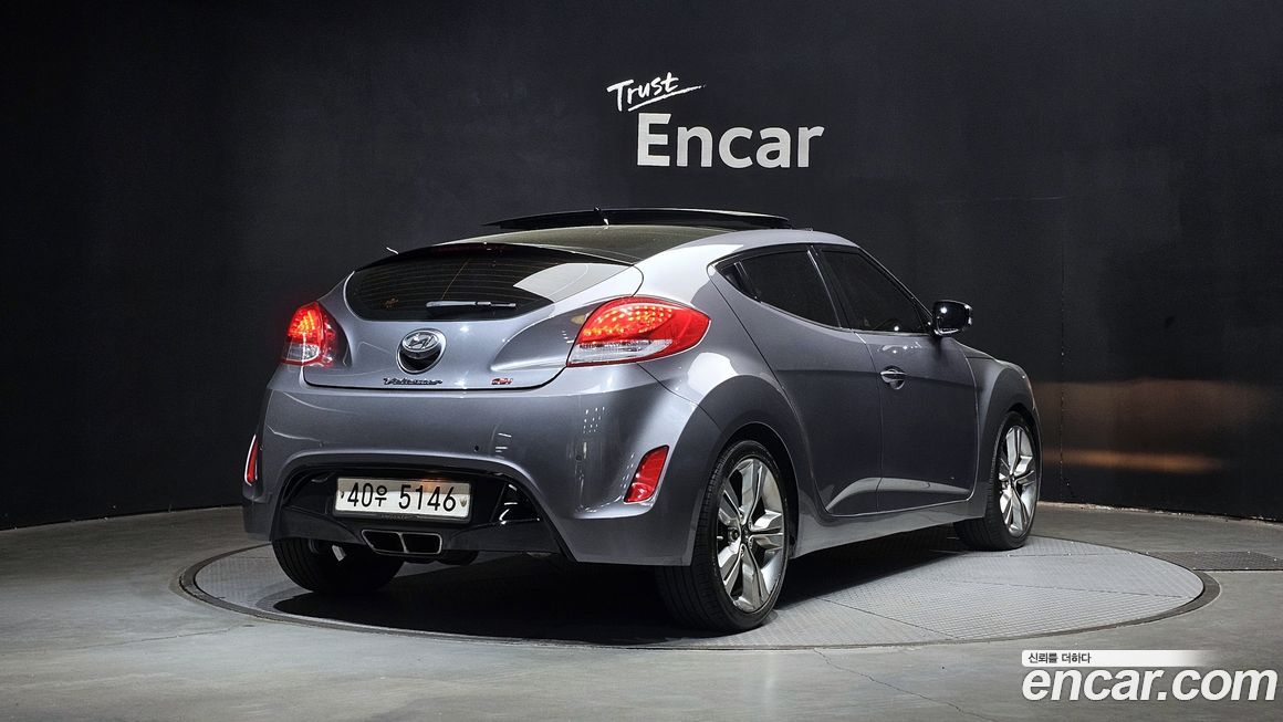 Hyundai Veloster 2012