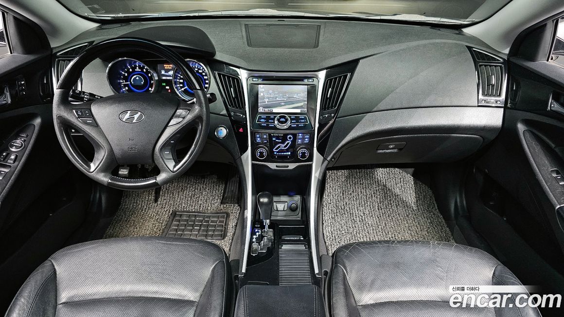 Hyundai Sonata 2010