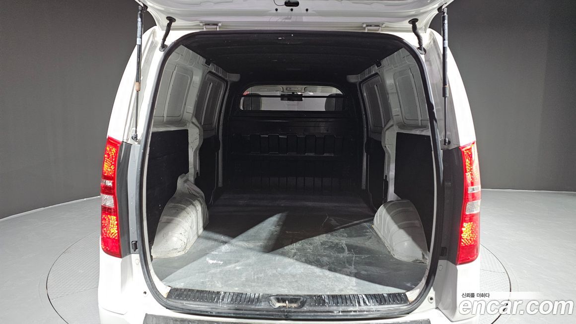 Hyundai Starex 2019