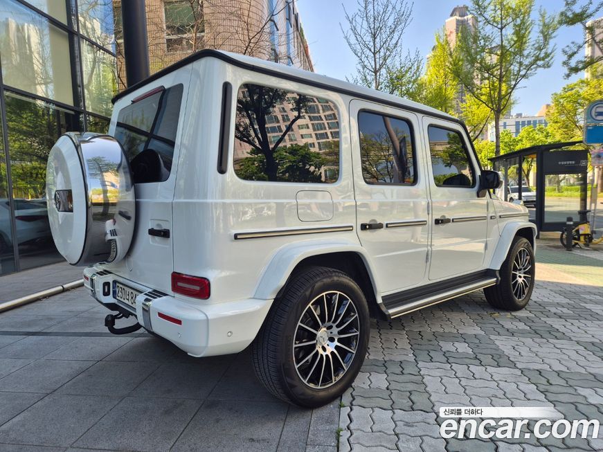 Mercedes-Benz G-Class 2024