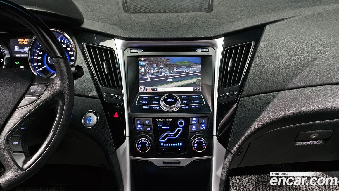 Hyundai Sonata 2010