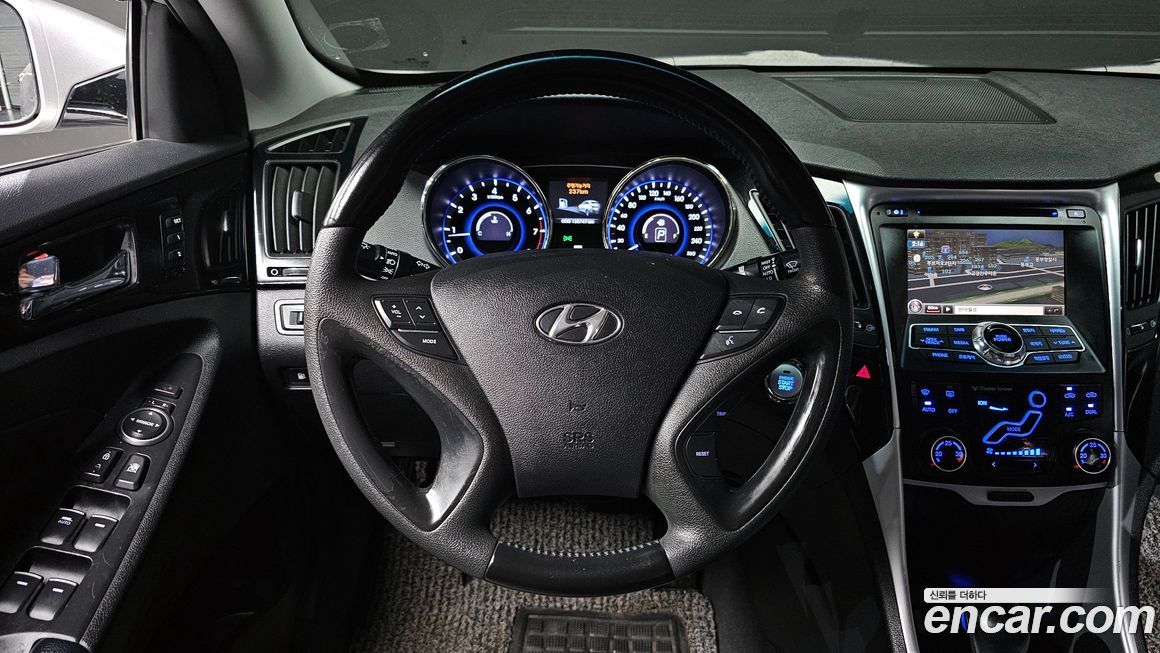 Hyundai Sonata 2010