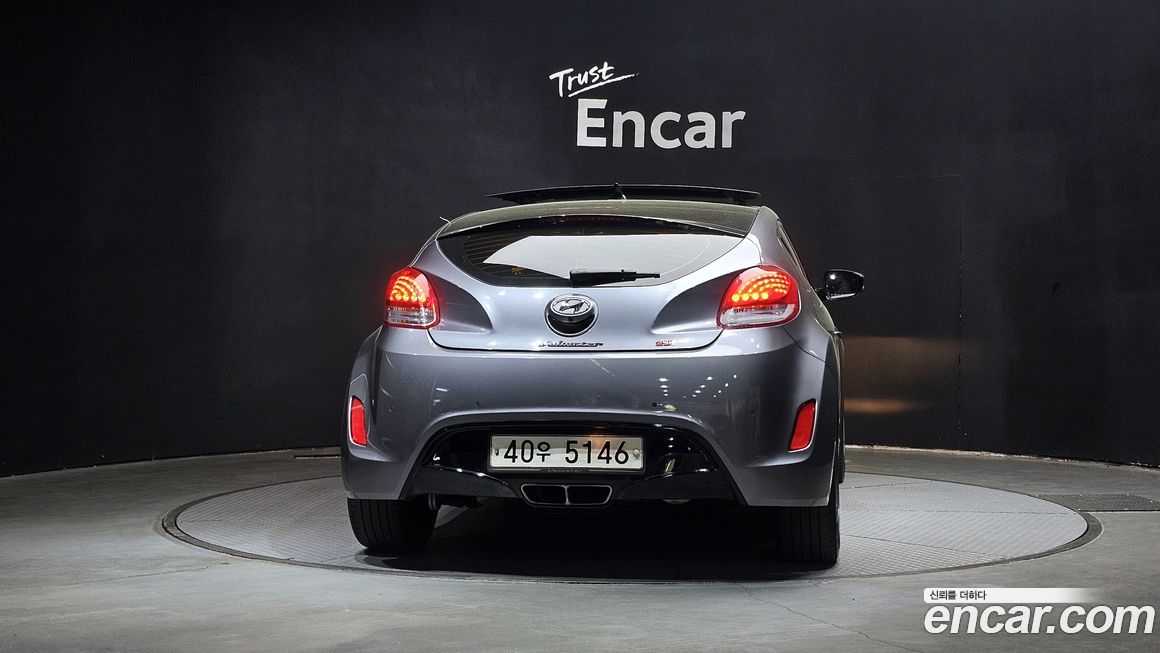 Hyundai Veloster 2012