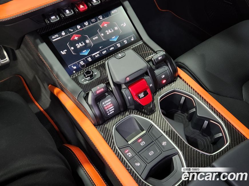 Lamborghini Urus 2025