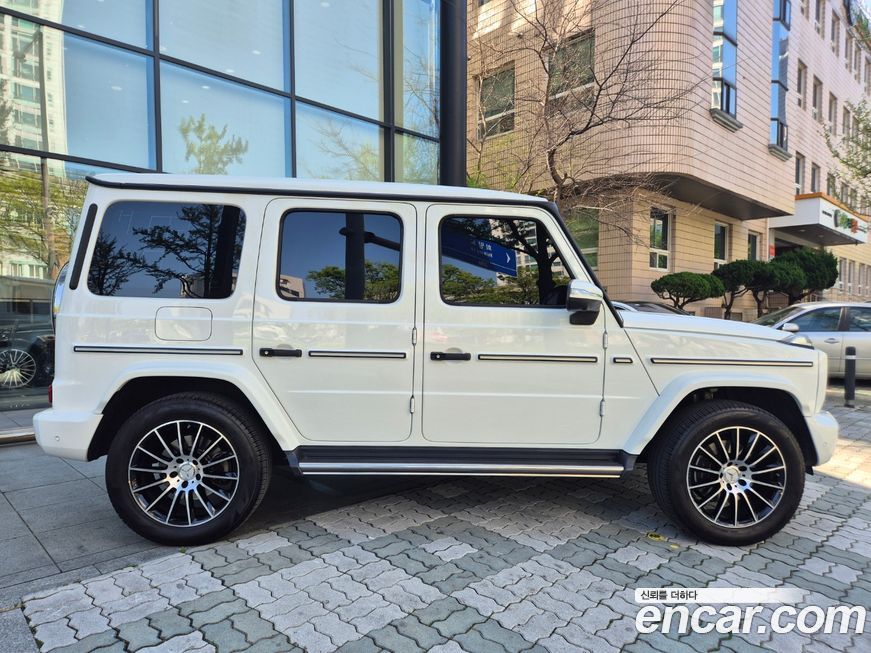 Mercedes-Benz G-Class 2024