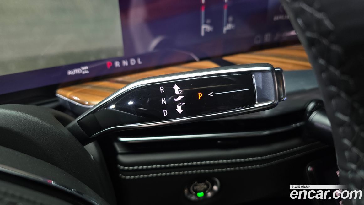 Cadillac Escalade 2025