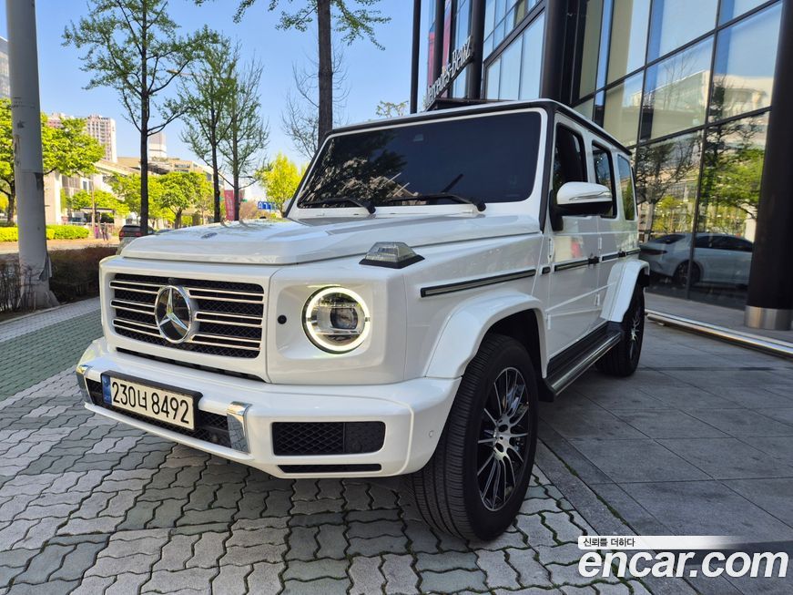 Mercedes-Benz G-Class 2024