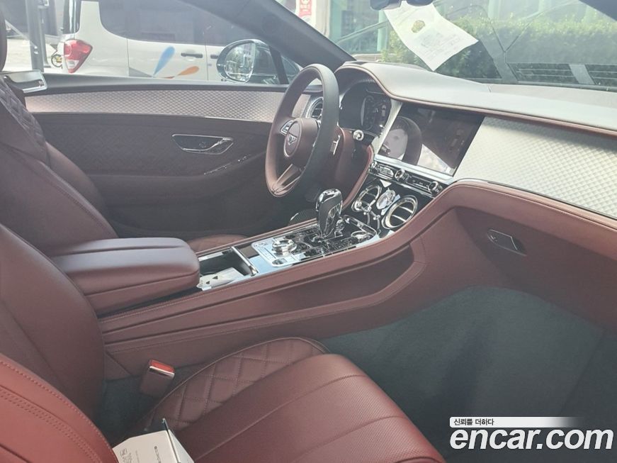 Bentley Continental 2022