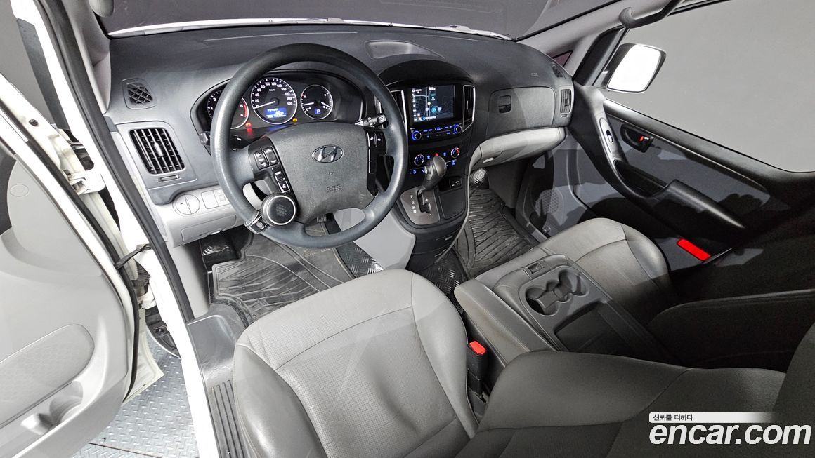 Hyundai Starex 2019