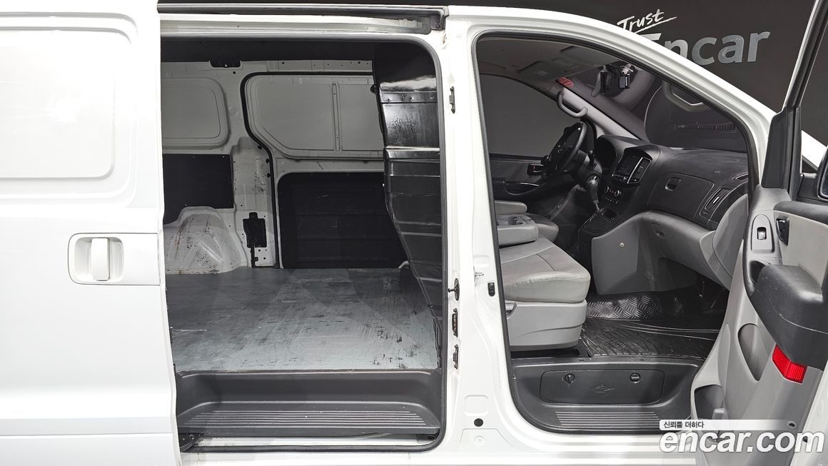 Hyundai Starex 2019
