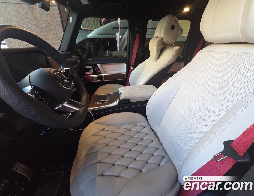 Mercedes-Benz G-Class 2025