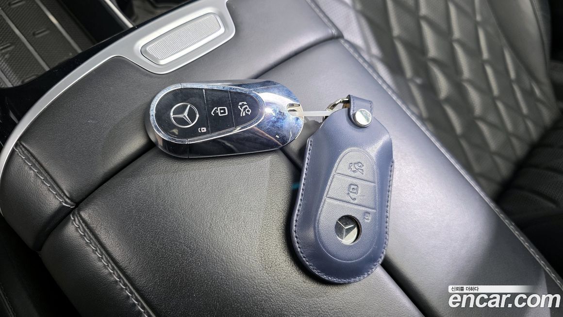 Mercedes-Benz S-Class 2021