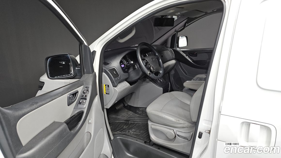 Hyundai Starex 2019