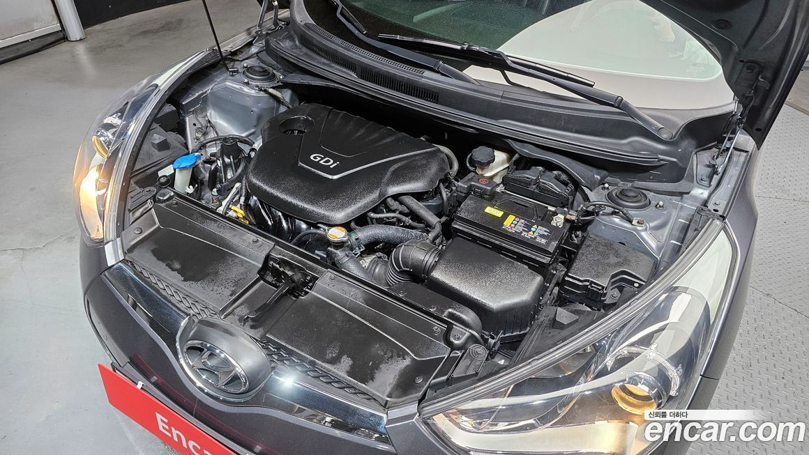 Hyundai Veloster 2012