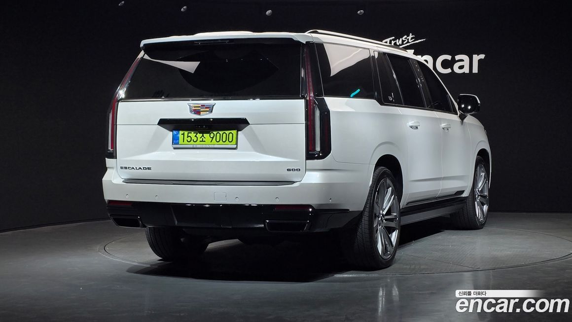 Cadillac Escalade 2025