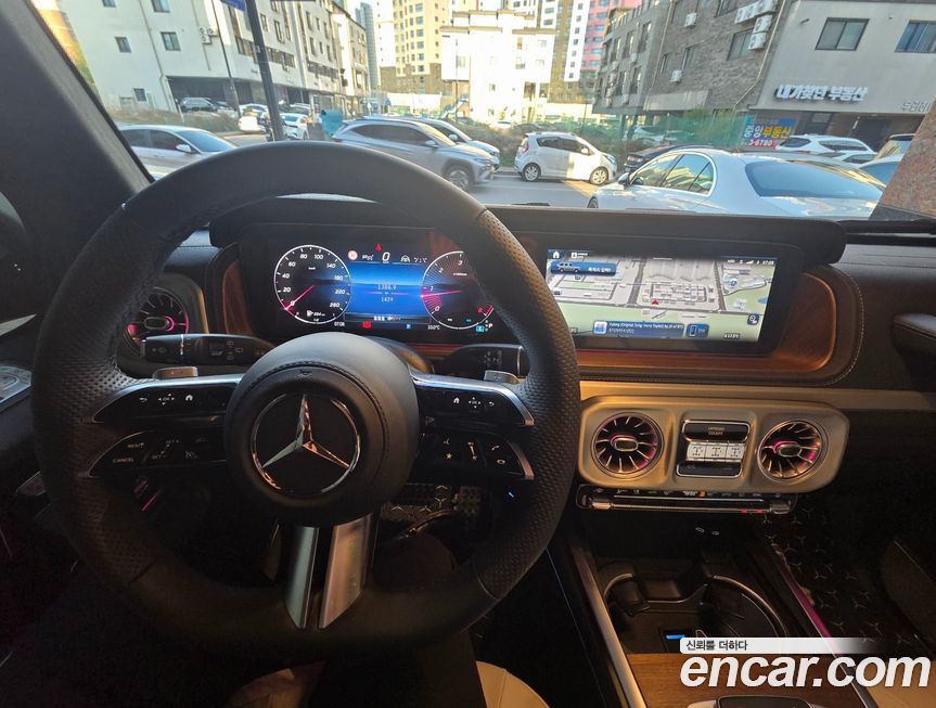 Mercedes-Benz G-Class 2025