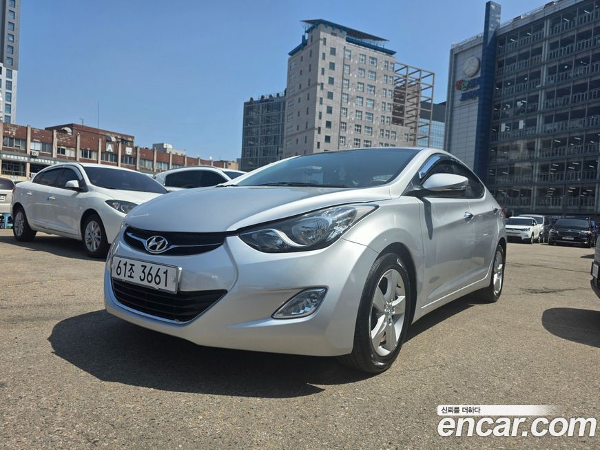 Hyundai AVANTE 2011