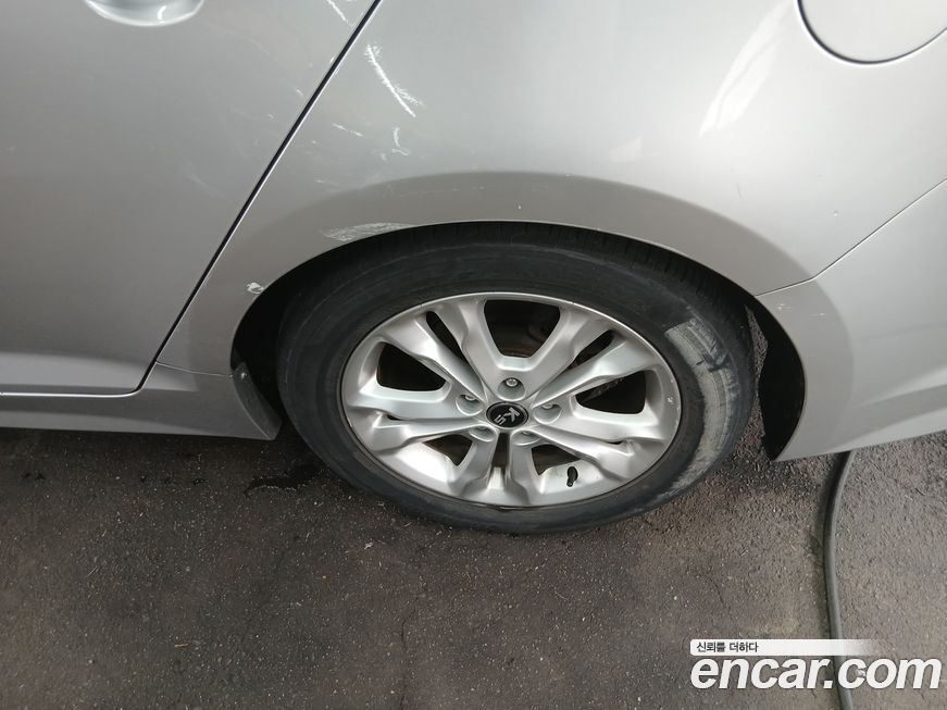 Kia K5 2012