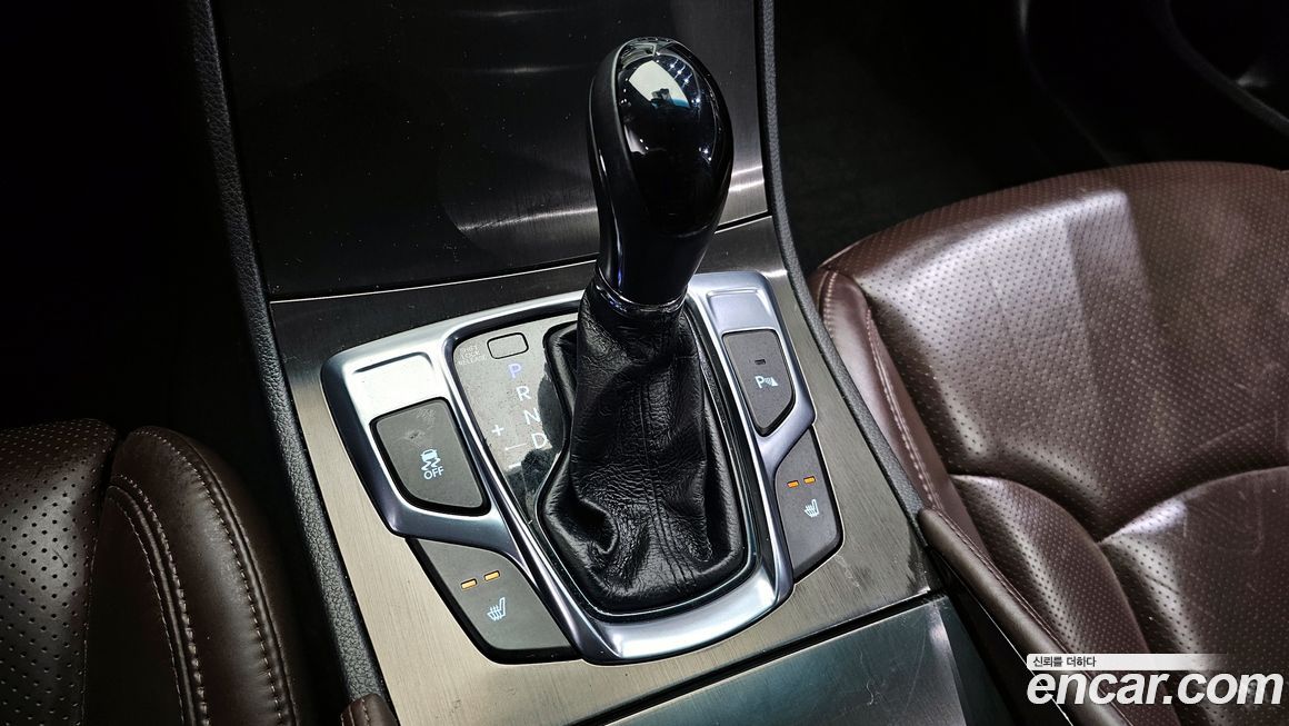 Hyundai Grandeur 2016