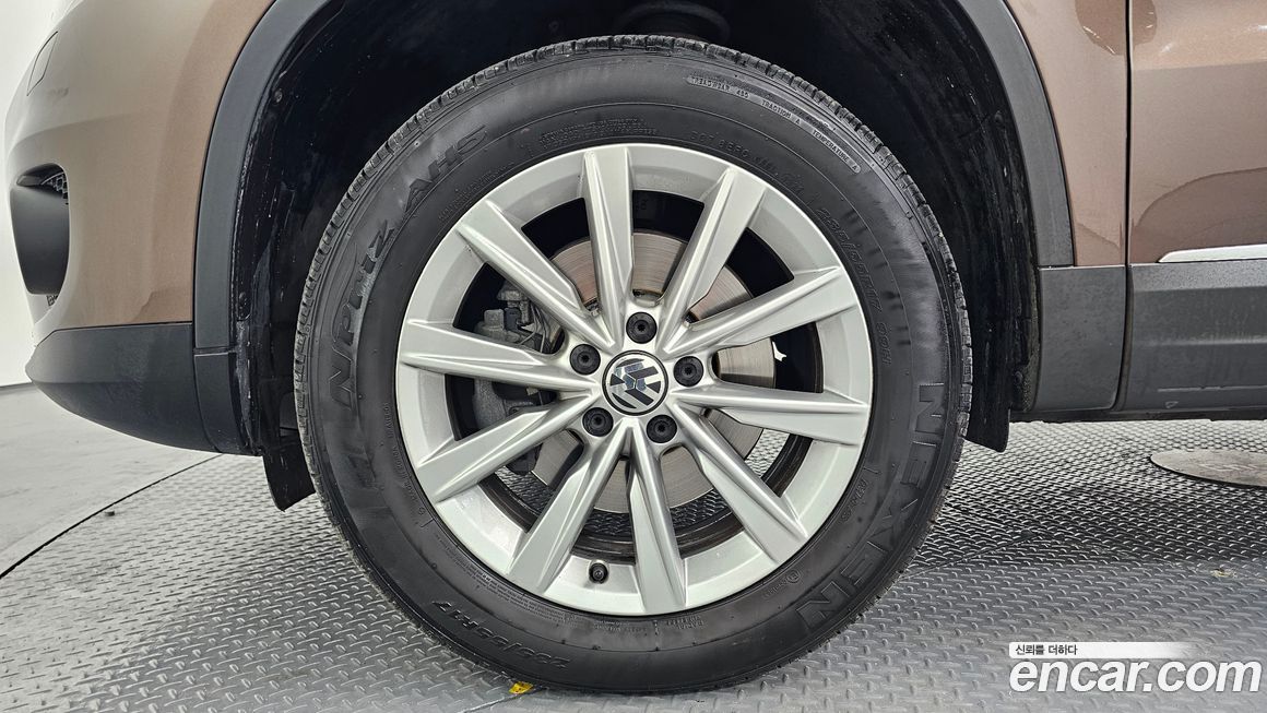 Volkswagen Tiguan 2015