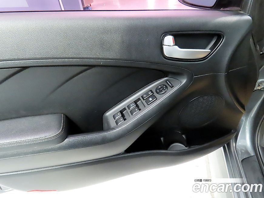 Kia K3 2017
