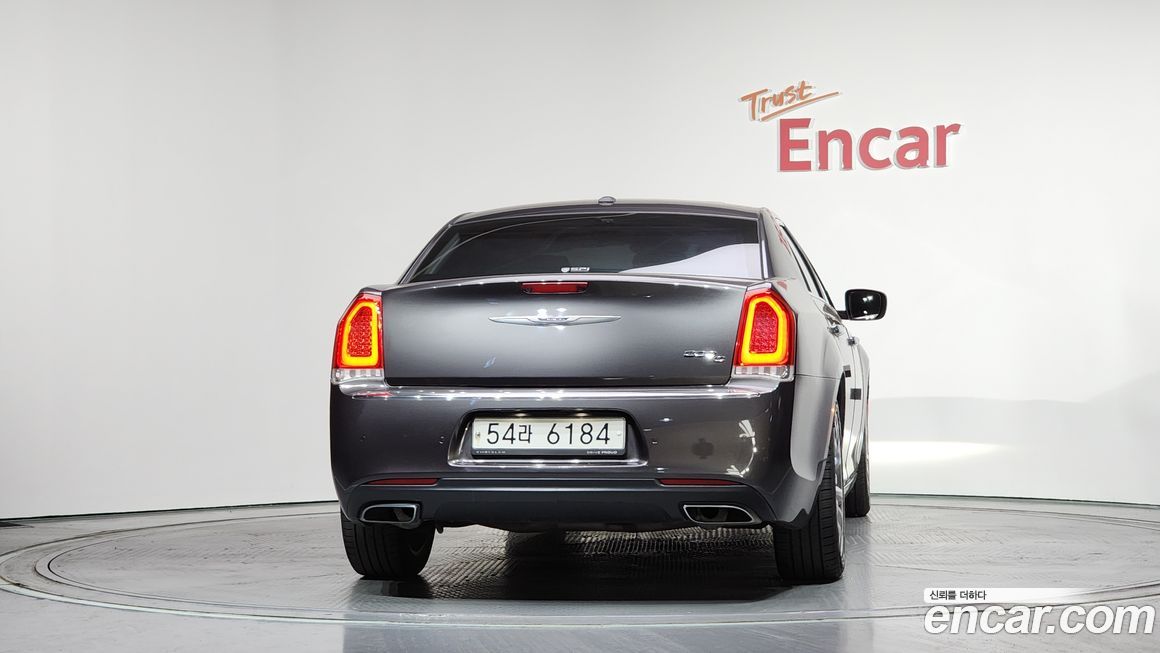 Chrysler 300C 2016