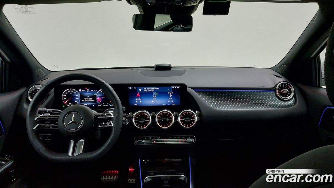 Mercedes-Benz GLA-Class 2026