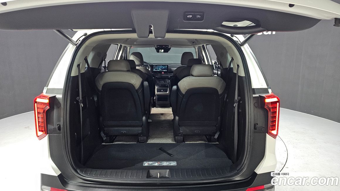 Kia Canival 2024