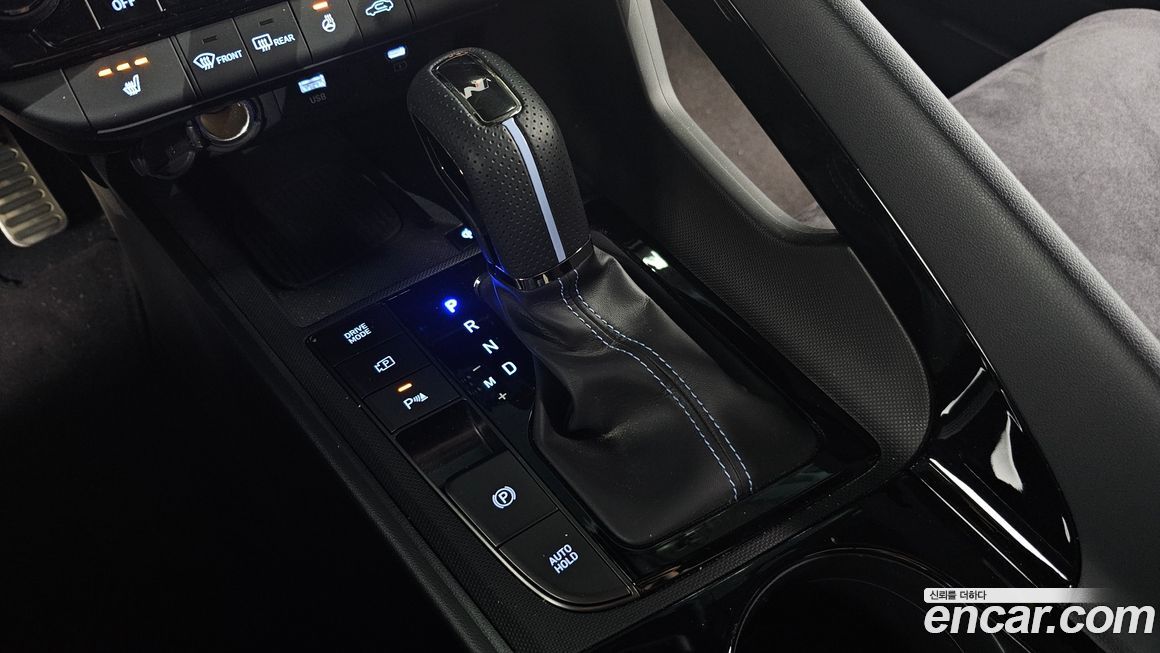 Hyundai AVANTE 2025