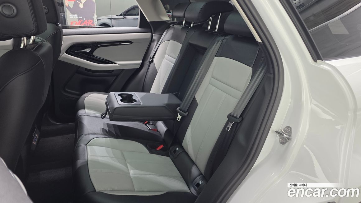 Land Rover Range Rover Evoque 2025