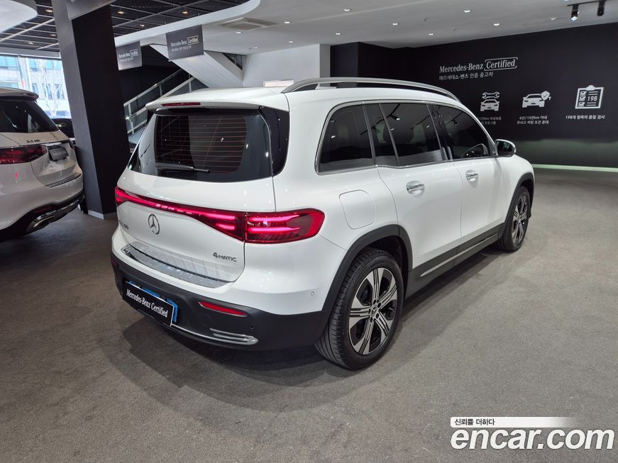 Mercedes-Benz EQB 2026